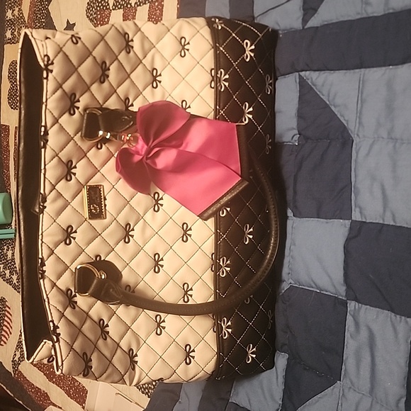 Betsey Johnson Handbags - Betsey johnson White and black bow purse